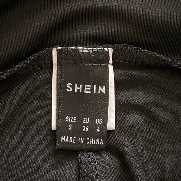 The material of this pants is so nice, soft - Picture 3 of 4